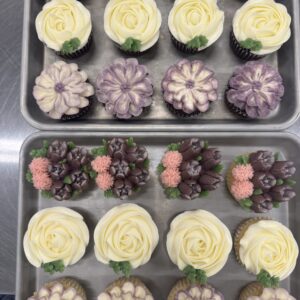 Custom Cupcakes- 1 Dozen